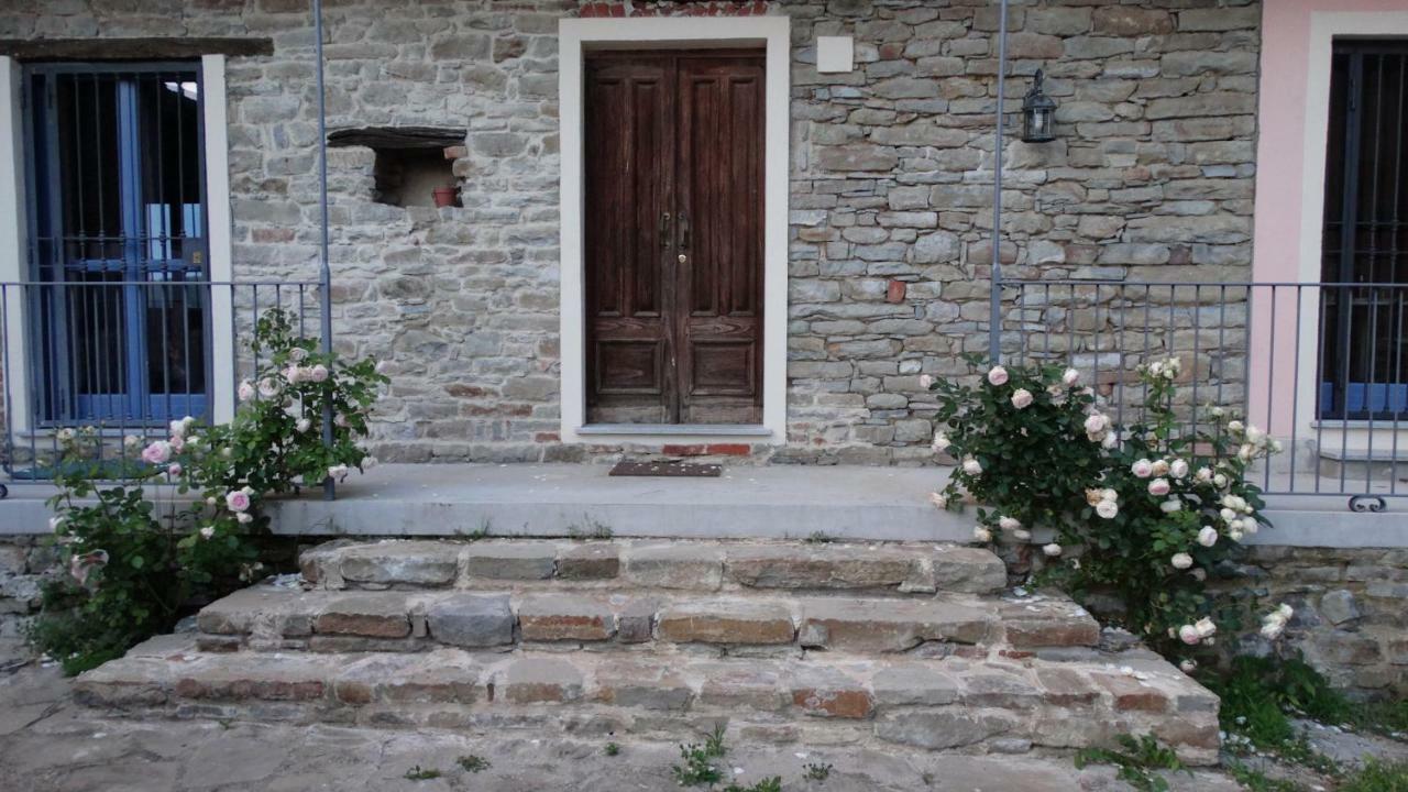 Corte Di Langa Cossano Belbo エクステリア 写真